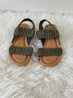 NWT White Mountain Olive Green Slip-on Stretch Slingback Sandals 8